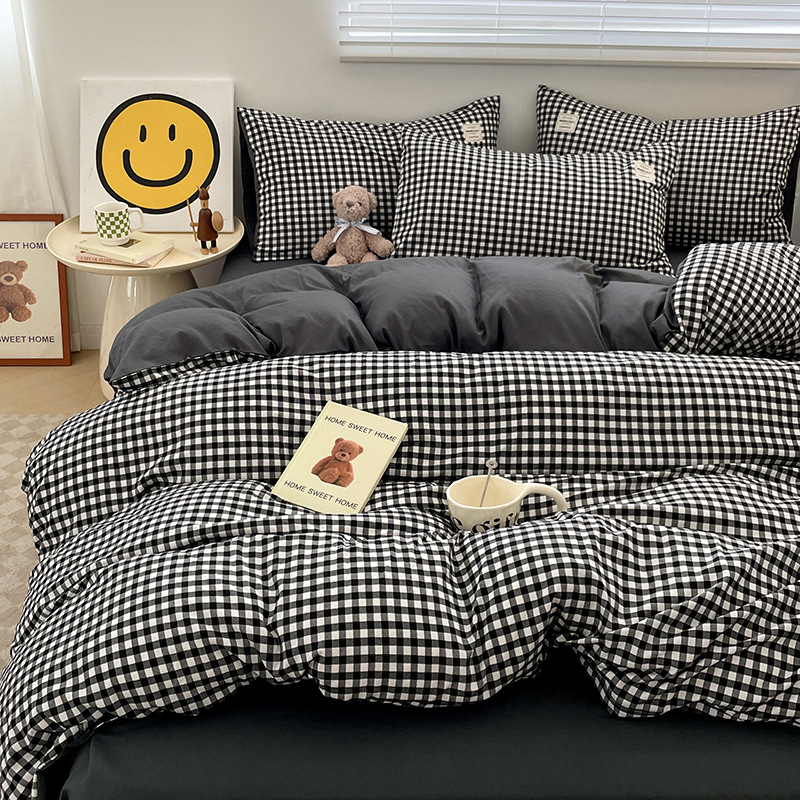 Cama de cuatro piezas A clase madre y bebé dormir desnudos ropa de cama de algodón lavado con agua cubierta cama dormitorio cama de tres piezas