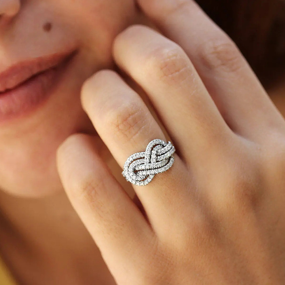 Light Luxury Knot Ring Women's Niche Exquisite Diamond-encrusted Fashion Design Sense ins Trendy Internet Celebrity Finger Ring_voghion.com