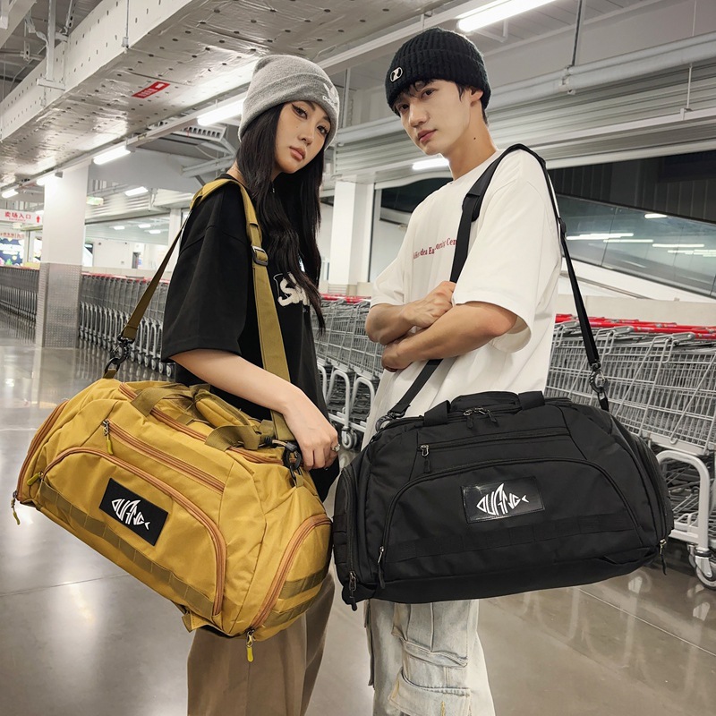 Mochila de viaje corto al aire libre, nueva bolsa de entrenamiento deportivo de gran capacidad, bolsa de hombro de viaje de ocio de moda.