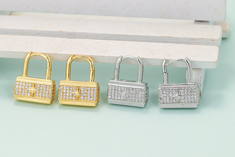 Unisex Gender Simple Heart-shape Lock Earrings Diamond Copper Earrings