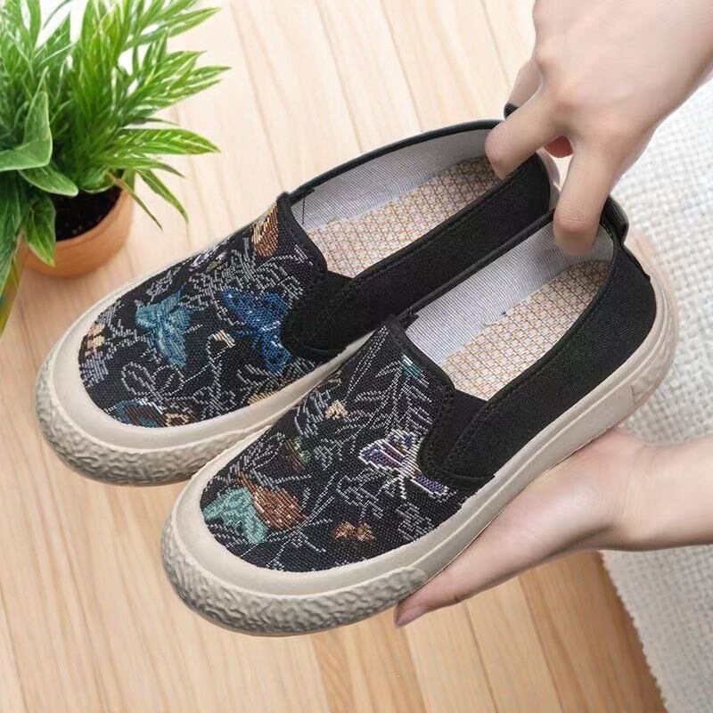 2026 New Spring and Summer Women's Slip-On Fisherman Shoes, Fashionable Versatile Casual Breathable Canvas Shoes 2026 New Spring and Summer Women's Slip-On Fisherman Shoes, Fashionable Versatile Casual Breathable Canvas Shoes