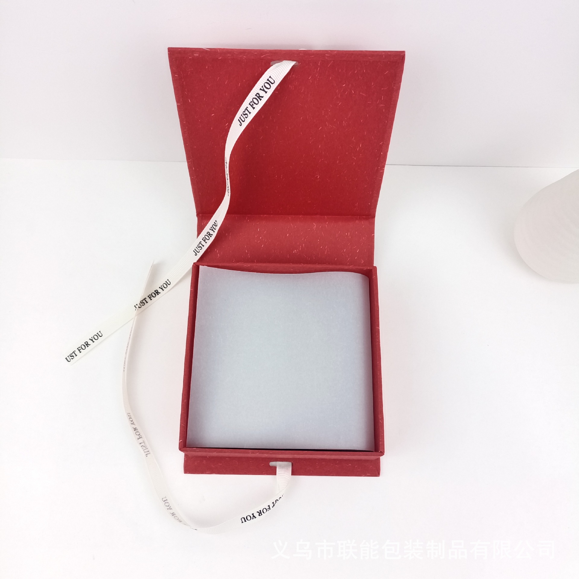 중국 빨강 (스폰지 황산 종이 포함);10.5*10.5*4.7cm