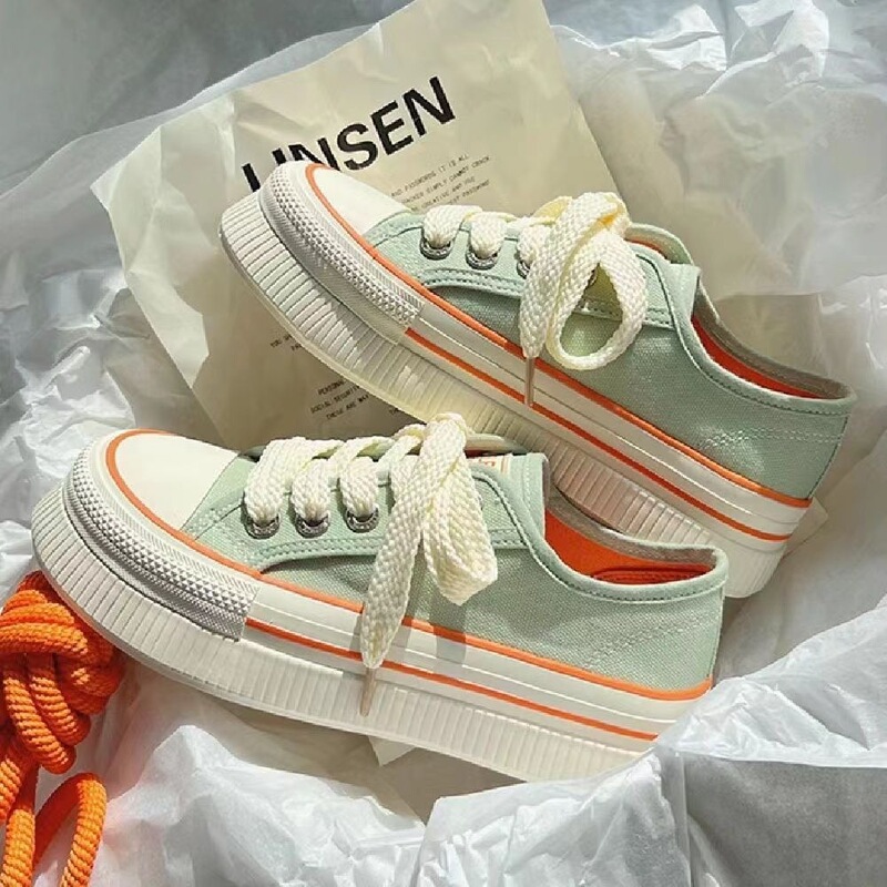 Women's thick-soled sneakers, 2026 new autumn white shoes, original niche design, versatile with skirts, casual shoes for students Women's thick-soled sneakers, 2026 new autumn white shoes, original niche design, versatile with skirts, casual shoes for students