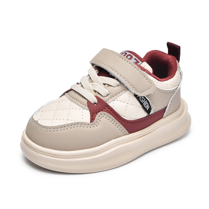 Zapatos de skate para niños de otoño 2025 zapatos deportivos impermeables versátiles zapatos casuales para niños y niñas zapatos para correr zapatos para niños al por mayor