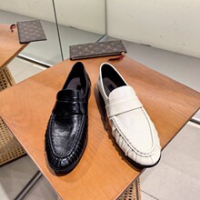 �W��վXJŮЬ26�����r���ް�ܛ̥ţƤ�A�^���e���m��ƽ�ט�����Ь