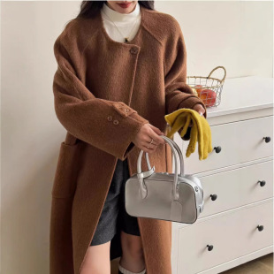 ��Ħ�ǲ��������ë����Ů���L���p����q�������@��ë������Ů