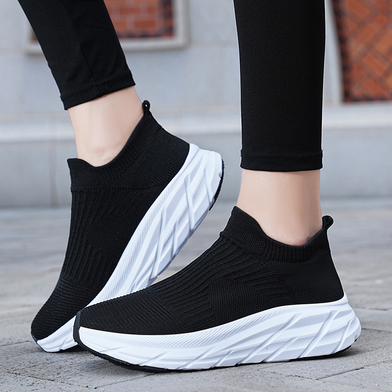 Couple Style Sock Shoes, Women's Shoes, Fashionable Casual Soft-Soled Mom Shoes, Breathable Sports Shoes, Cross-Border Wholesale, Comfortable for the Feet