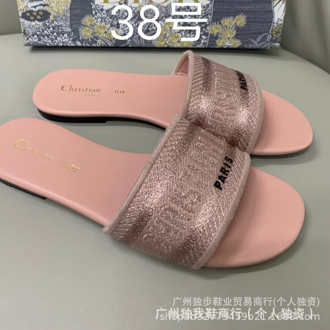 Zapatillas de piso plano de moda versátiles en forma de una forma D clásica transfronteriza adecuada para extranjeros no molestes nacionales image 44