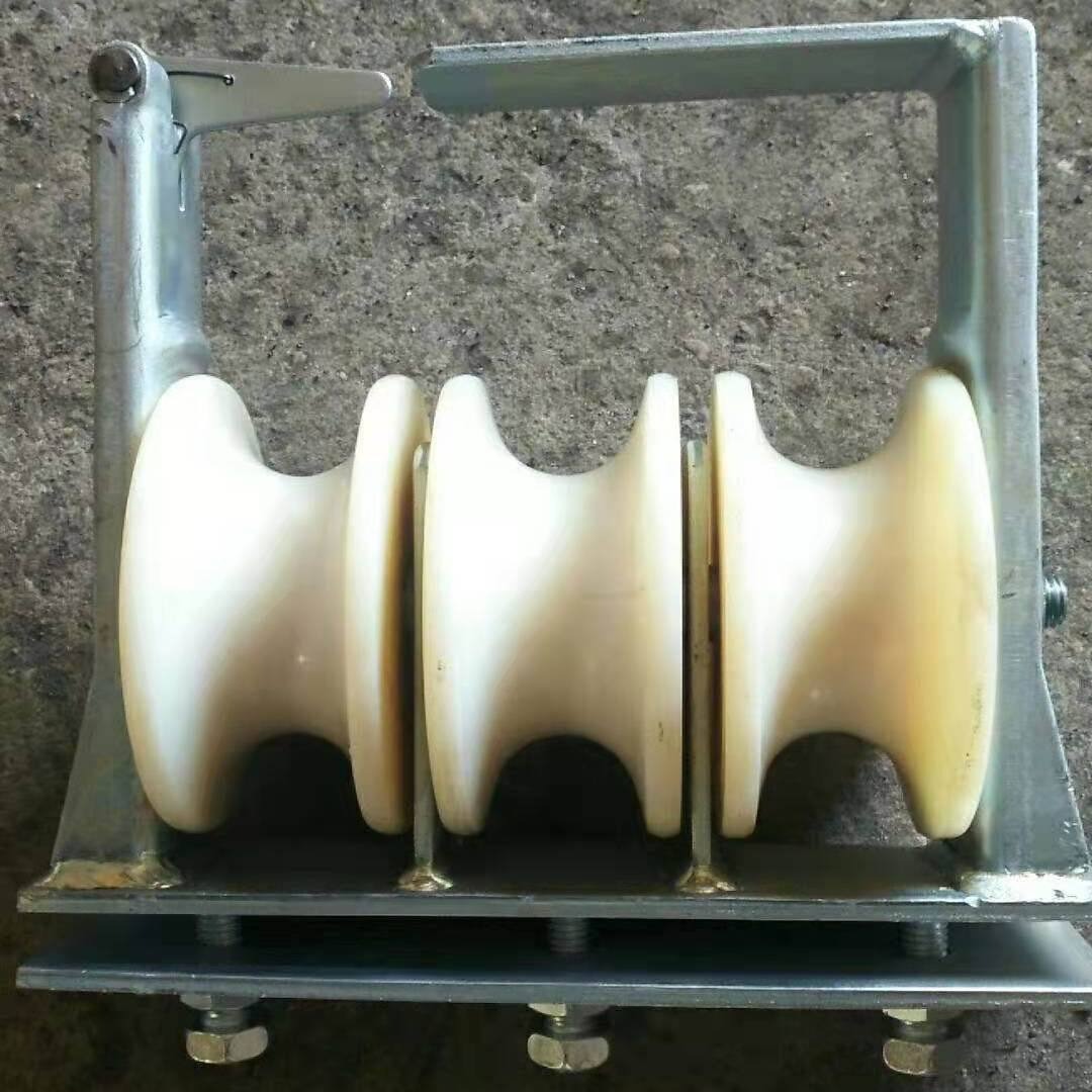 厂家供应牵引联板三轮四轮五轮朝天滑车三联放线滑车