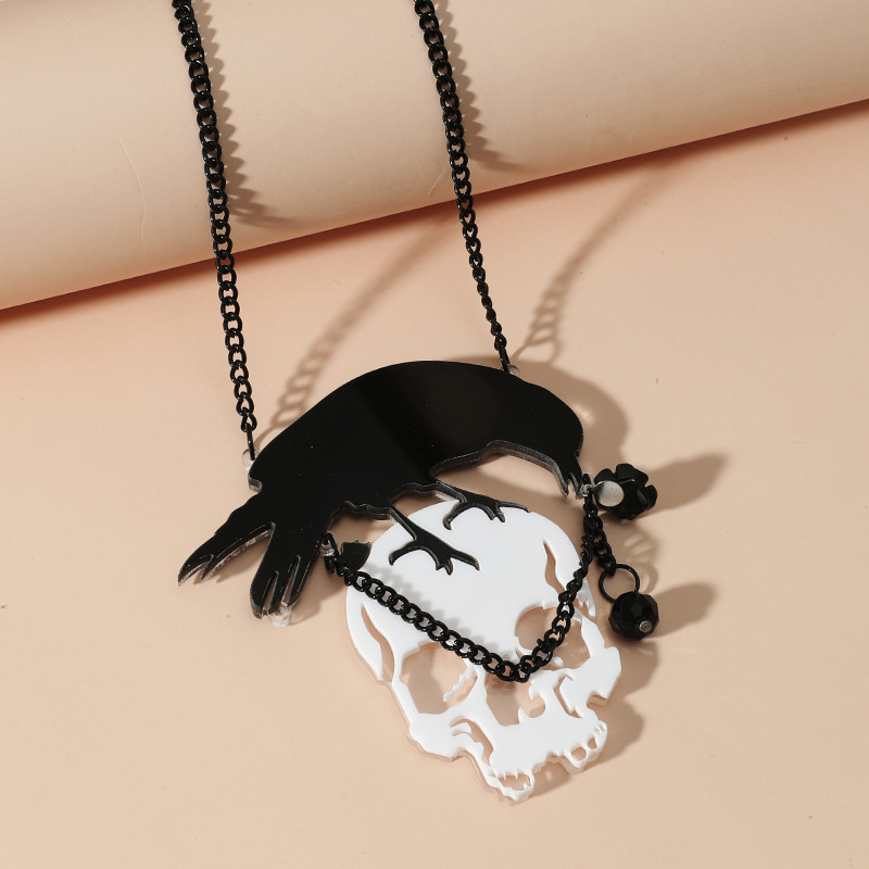 retro acrylic hollow human skull necklace wholesale Nihaojewelry