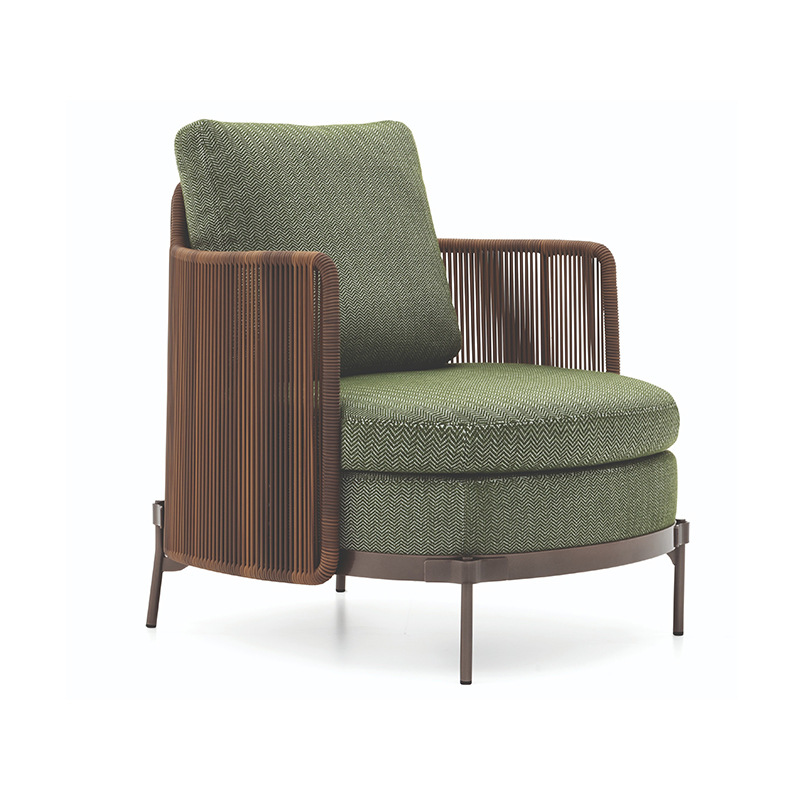 Diseñador de sofá al aire libre nórdico silla de lujo ligera trenzada de caña villa área de alojamiento residencial hotel patio área de ocio muebles