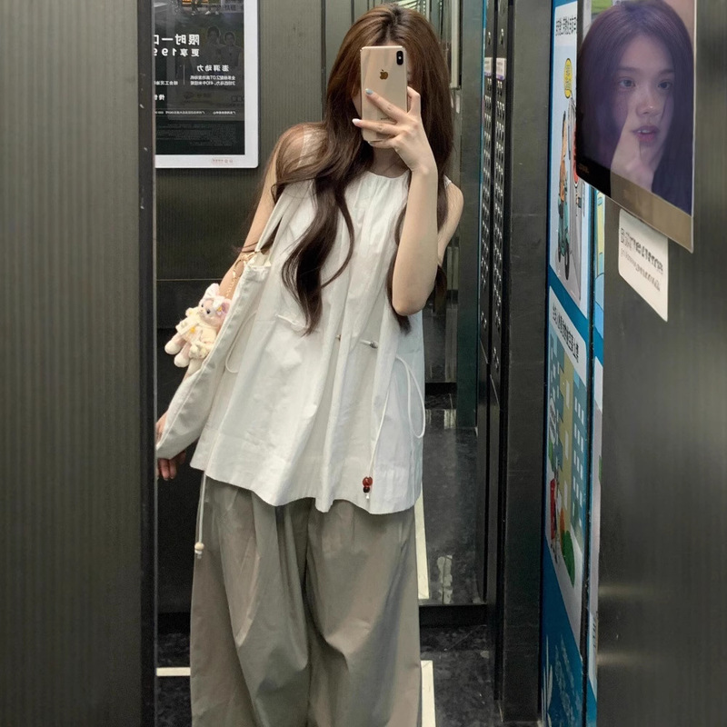 Design Sense Niche Casual Sports suit Women's Summer Sleeveless Drawstring Top Thin Workwear Wide Leg Pants Two-piece Set Design Sense Niche Casual Sports suit Women's Summer Sleeveless Drawstring Top Thin Workwear Wide Leg Pants Two-piece Set