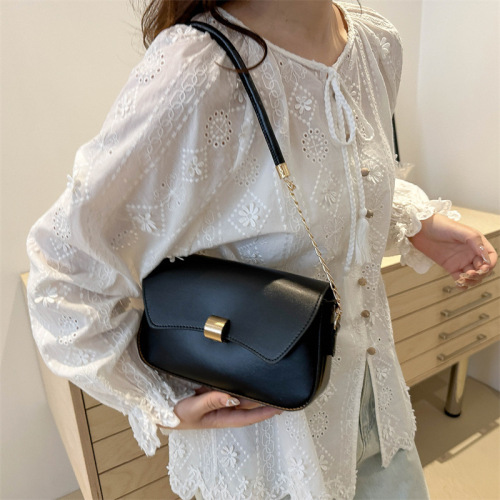 This year's popular fashion Korean chain small bag for women 2024 summer new style simple fashion commuter small square bag