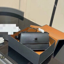 跨境新款Jun23时尚百搭单肩法棍包2026手提腋下斜挎包外贸流行包