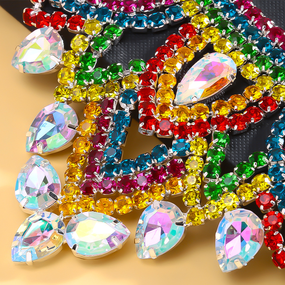 Conjunto de joyería de gota de fuego transfronterizo exagerado de diamante de color cadena de clavícula pendientes de bordas conjunto de joyería para mujeres