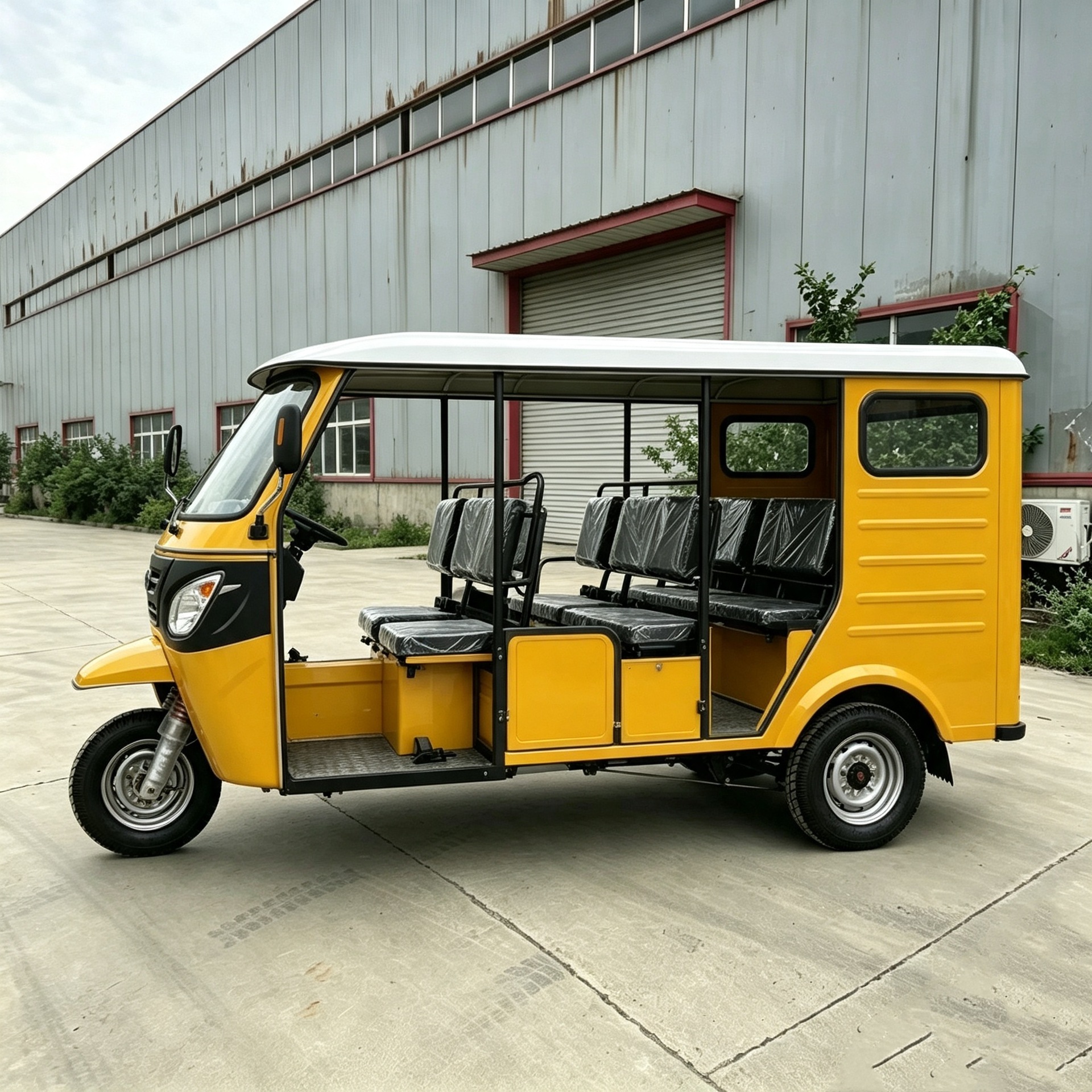 Large-space fuel-powered passenger tricycle taxi with multi-seater rainproof cabin and powerful engine, suitable for rural areas in Africa