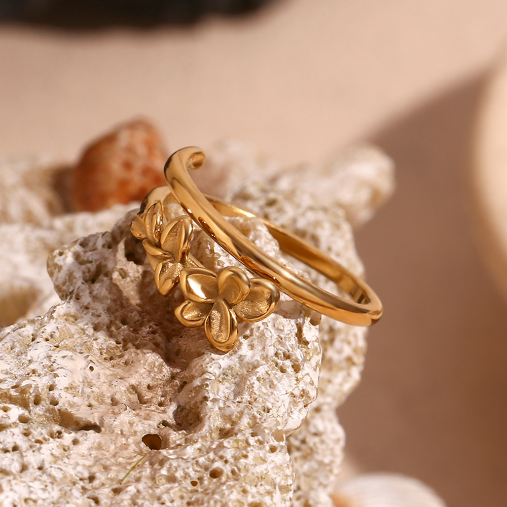 Stainless Steel Plated 18K Gold Flower Ring