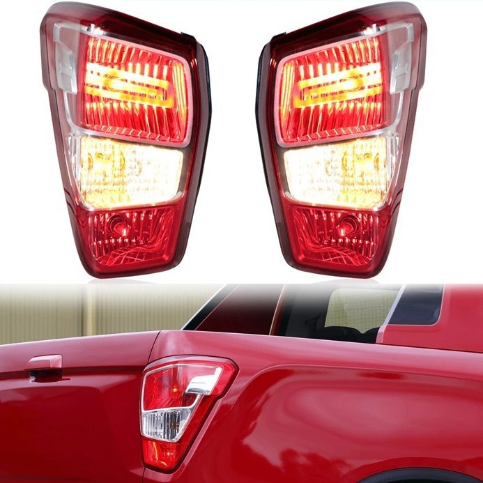 Corea del Sur Ssangyong MUSSOSPORTS gran luz trasera luz trasera luz de freno luz trasera exterior conjunto