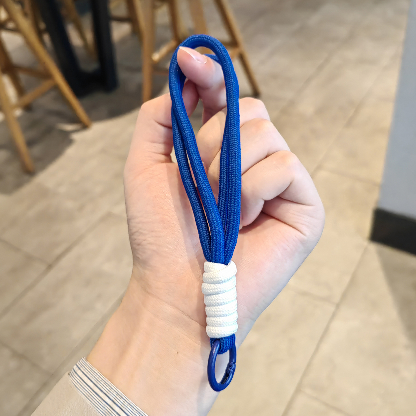 Cordón azul profundo