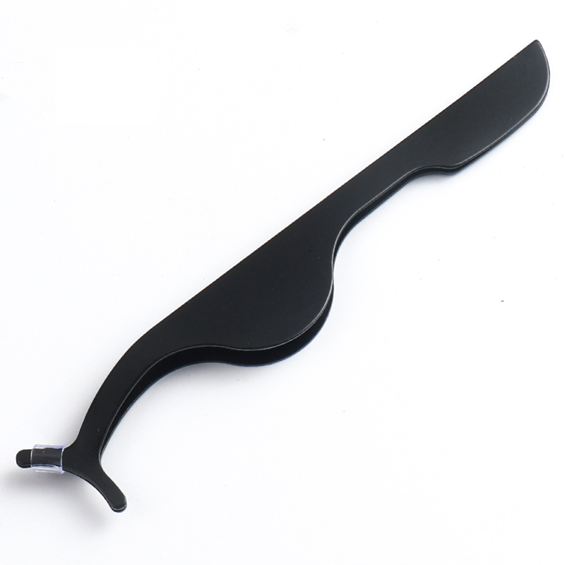 Magnetic Eyelash Tweezers - Image 2