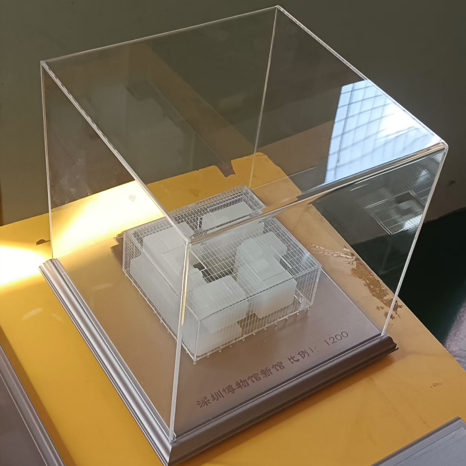 深圳雅迪有机玻璃制品   亚克力罩子，博物馆展品取不下的罩子