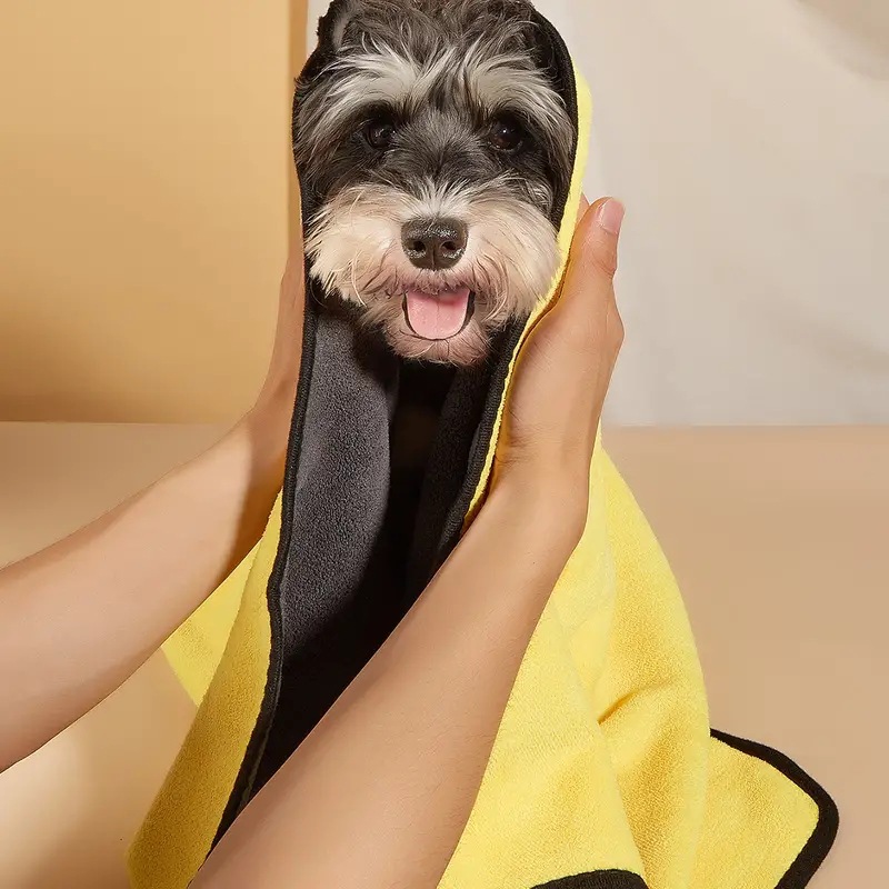 Popular toalla para mascotas perro gato Toalla de baño de secado rápido suave absorbente coral Toalla de baño para mascotas al por mayor