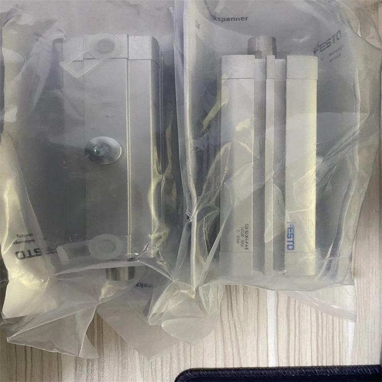 德国巴鲁夫RFID高频数据载体 M-132-03/L 订货号 BIS00YF