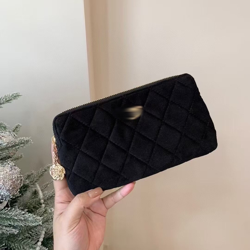 Fragrant Birthday Gift Camellia Pendant Black Velvet Clutch Quilted Cosmetics Bag Long Wallet with Gift Box
