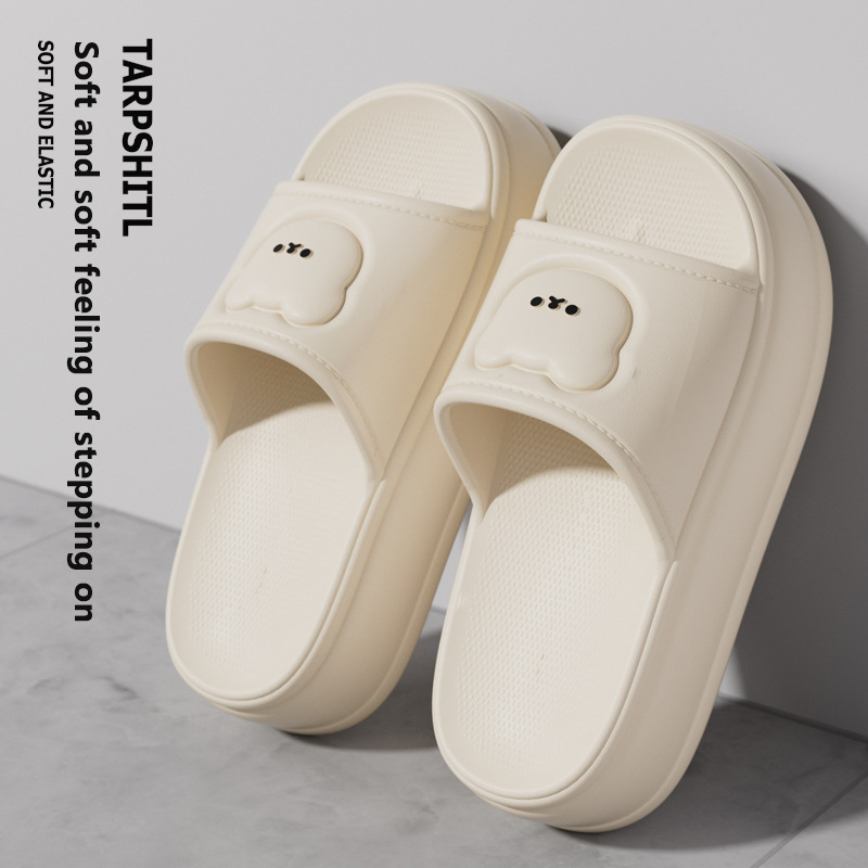 Zapatillas de fondo grueso para mujeres nuevas zapatillas de moda en línea dibujos animados adorables para el hogar interior anti-deslizante