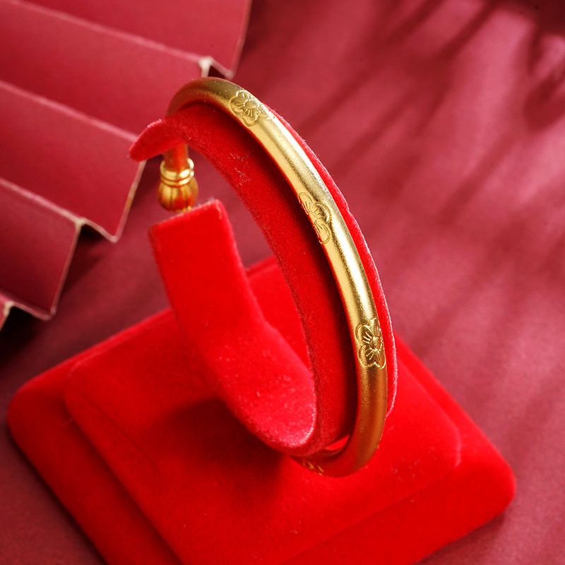 Pulsera de oro de arena antigua, herencia retro, cabeza de calabaza tallada esmerilada, pulsera abierta, temperamento femenino, joyería que no se desvanece durante mucho tiempo