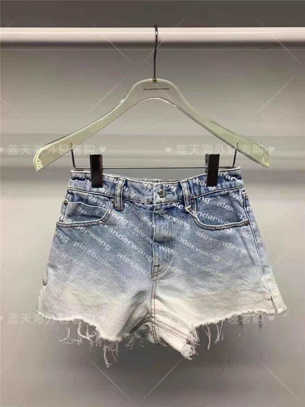 A Must-Have for Hot Girls: New Summer Denim Fringe Shorts, High-Waisted, Slimming, Letter-Printed, Three-Color Hot Pants, Versatile A Must-Have for Hot Girls: New Summer Denim Fringe Shorts, High-Waisted, Slimming, Letter-Printed, Three-Color Hot Pants, Versatile