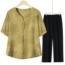 2025新款冰丝缎面套装中老年人夏季短袖T恤妈妈夏装洋气小衫上衣