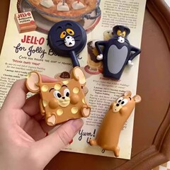 H-storeかわいいクリエイティブ猫とネズミの冷蔵庫には、アメリカのアニメ漫画の磁気吸引装飾穴板が貼られています