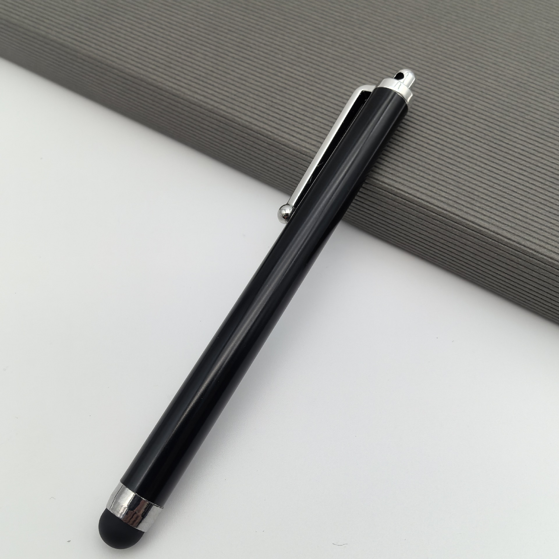 Bolígrafo capacitivo transfronterizo 9.0 logotipo personalizable teléfono móvil tableta lápiz óptico lápiz de pantalla de aleación de aluminio lápiz óptico de metal