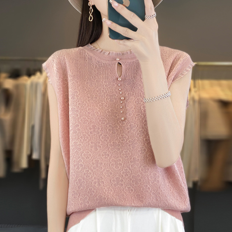 Cute spring summer lace vest with a round collar