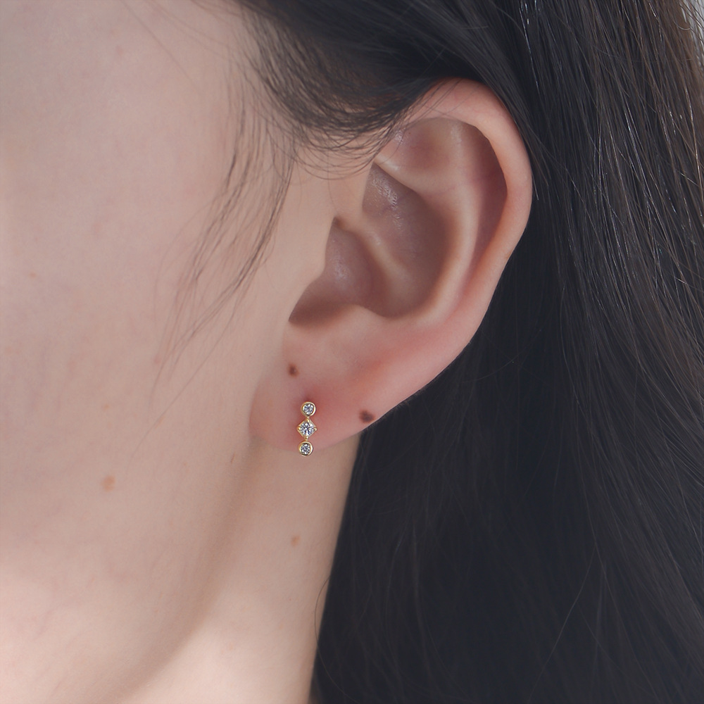 3g Weight 0.03µm Gold Plating Thickness 1 Pair 925 Sterling Silver Zircon Round Rhombus Ear Studs