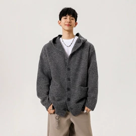 男式休闲裤;男式T恤;男式牛仔裤