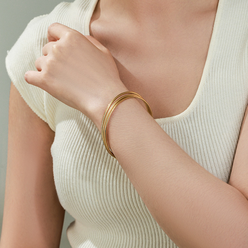 Xuping estilo acero inoxidable chapado 24k color Sansheng III pulsera de anillo simple clásico simple de alta calidad joyas de mujer