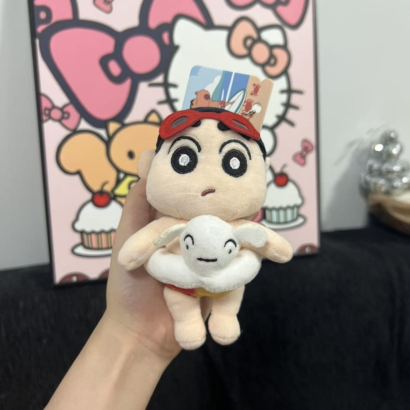 本物のクレヨンしんちゃんバッグペンダントかわいいぬいぐるみ漫画人形キーホルダースクールバッグペンダント学生ギフト|undefined