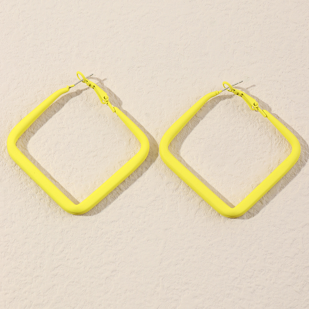 Wholesale Jewelry Fashion Geometric Alloy Paint Candy Color Rhombus Earrings Nihaojewelry display picture 4