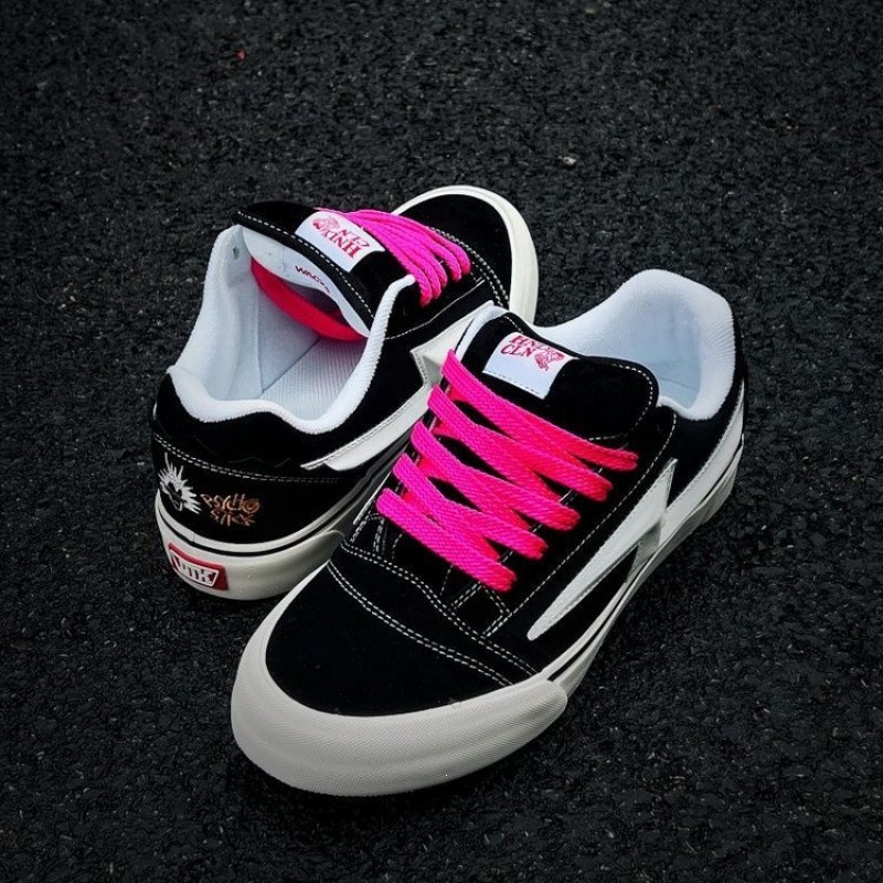 Zapatos blancos de primavera nuevos zapatos de mujer transpirables no sofocan los pies aumentan la altura antideslizante y resistente al desgaste zapatos de moda de mujer