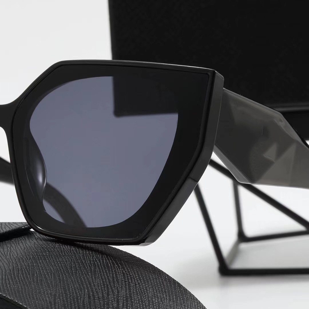 Sunglasses Image 8