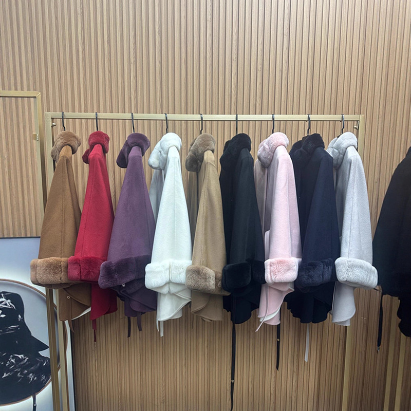 2025 New Lp Rex Rabbit Imitation Chinchilla Double-Sided Handmade Cashmere Outwear Double-Sided Wool Fur Cloak Outwear 2025 New Lp Rex Rabbit Imitation Chinchilla Double-Sided Handmade Cashmere Outwear Double-Sided Wool Fur Cloak Outwear