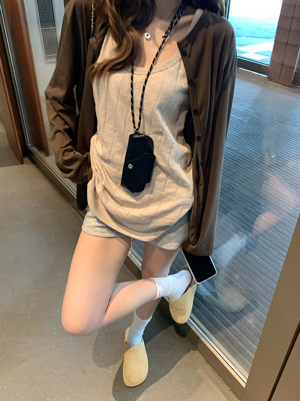 咖啡馆氛围~薄款韩系慵懒休闲套装女美拉德外套女秋开衫上衣+背心|undefined