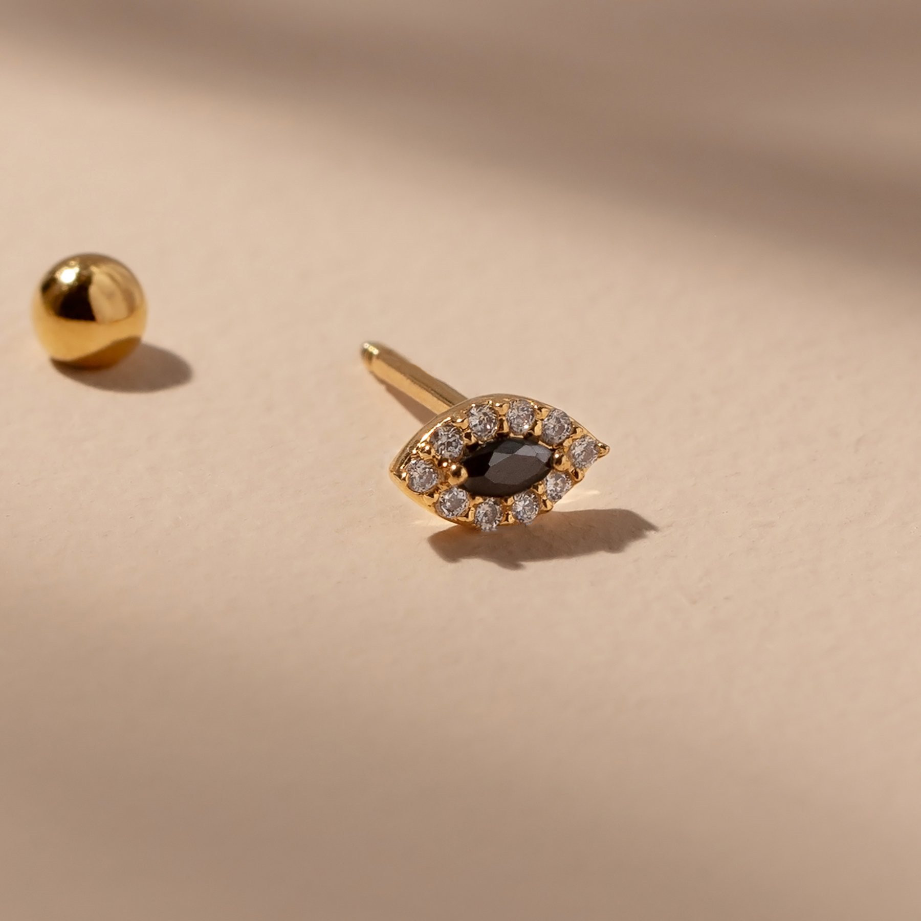 fashion eye copper earrings piercing screw ball ear stud devilu0027s eye ear bone nails jewelry whol