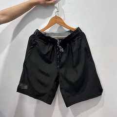 メンズ夏用薄手速乾バスケットボールパンツ、五分丈カジュアルエクササイズランニングスポーツパンツ、軽量