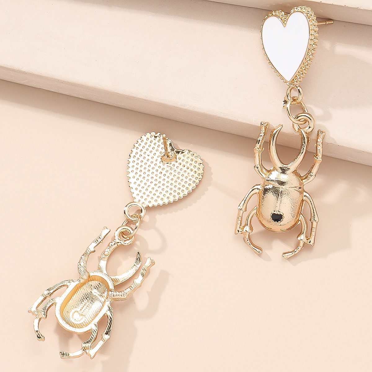 Fashion New Fabulous Simple Long Drop Oil Heart Insect Pendant Alloy Earrings