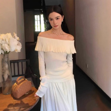 法式早秋巨好看的荷叶边一字肩上衣女2025秋季新款针织衫设计感小