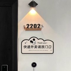 ミッキーの立体は表札を貼って外に出して入り口に看板の表札の高級感を提示します。