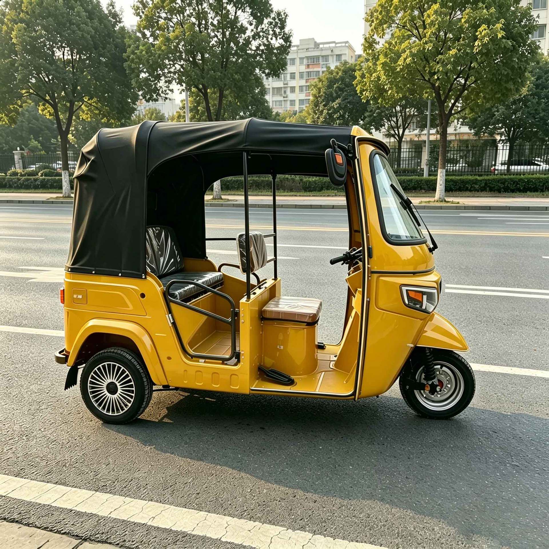 Fuel-Powered Three-Wheeled Yellow Durable Vehicle for Export to Africa and Southeast Asia, Passenger Vehicle with Canopy for Africa